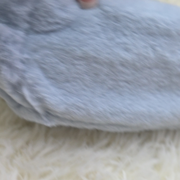 Geirness Norwegian Luxurious Light Blue Faux Fur Shoulder Bag - Picture 7 of 9
